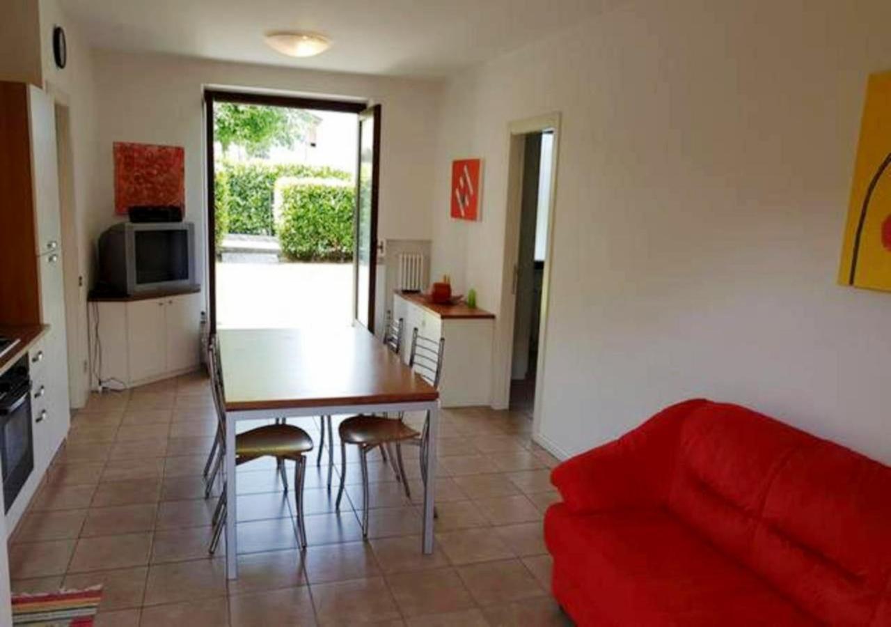 Appartamento Con Piscina A לאזיסה מראה חיצוני תמונה